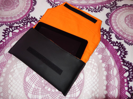 pochette-tablette_1 pochette-tablette_1